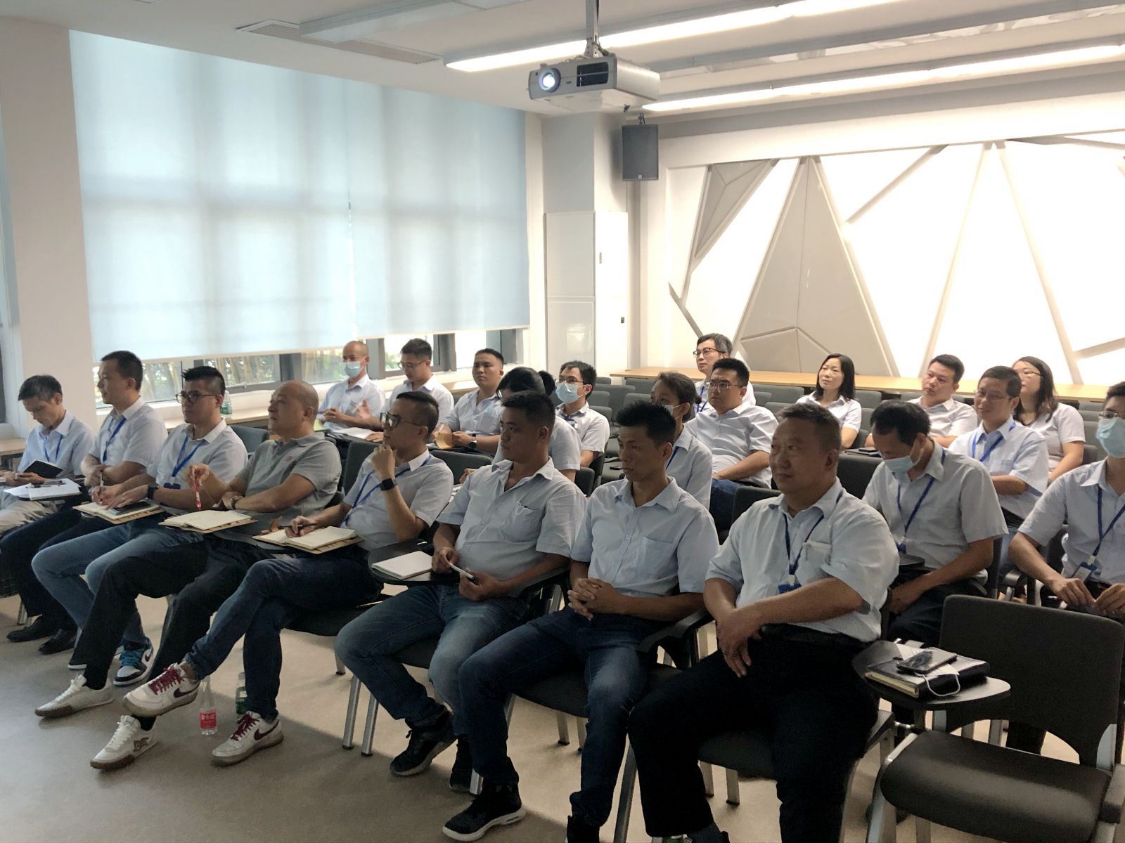 香港澳六宝典资料大全