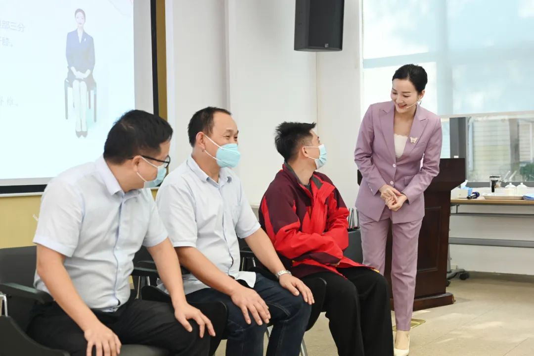 香港澳六宝典资料大全