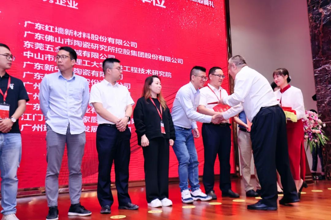 香港澳六宝典资料大全