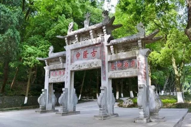 香港澳六宝典资料大全